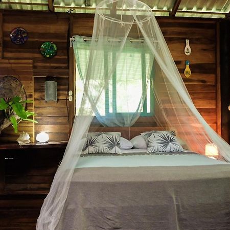 Playa Grande Lodge Cahuita Dış mekan fotoğraf