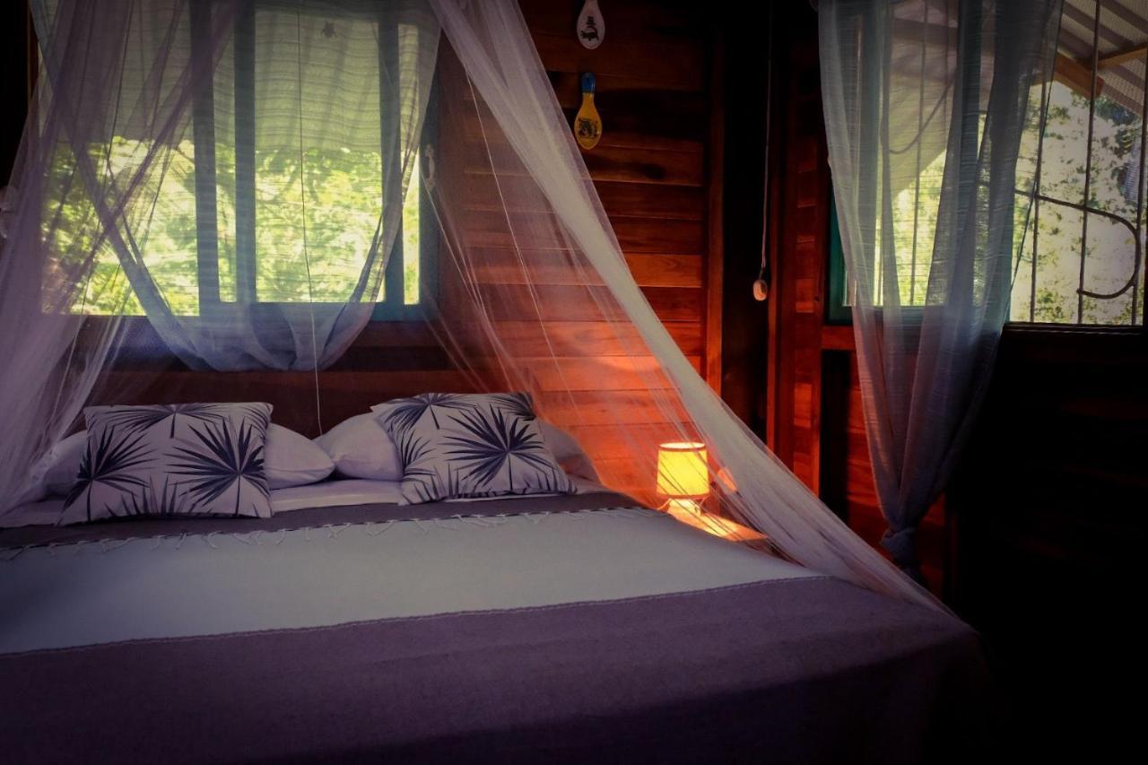 Playa Grande Lodge Cahuita Dış mekan fotoğraf