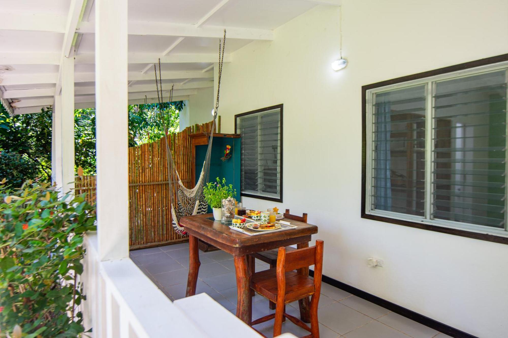 Playa Grande Lodge Cahuita Dış mekan fotoğraf
