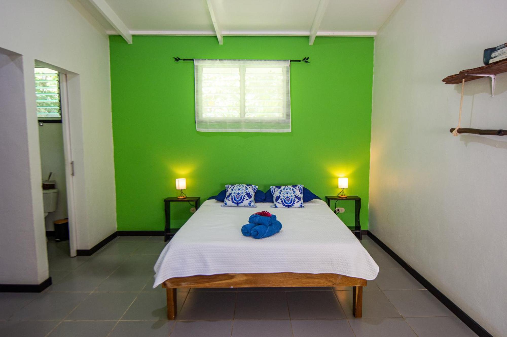 Playa Grande Lodge Cahuita Dış mekan fotoğraf
