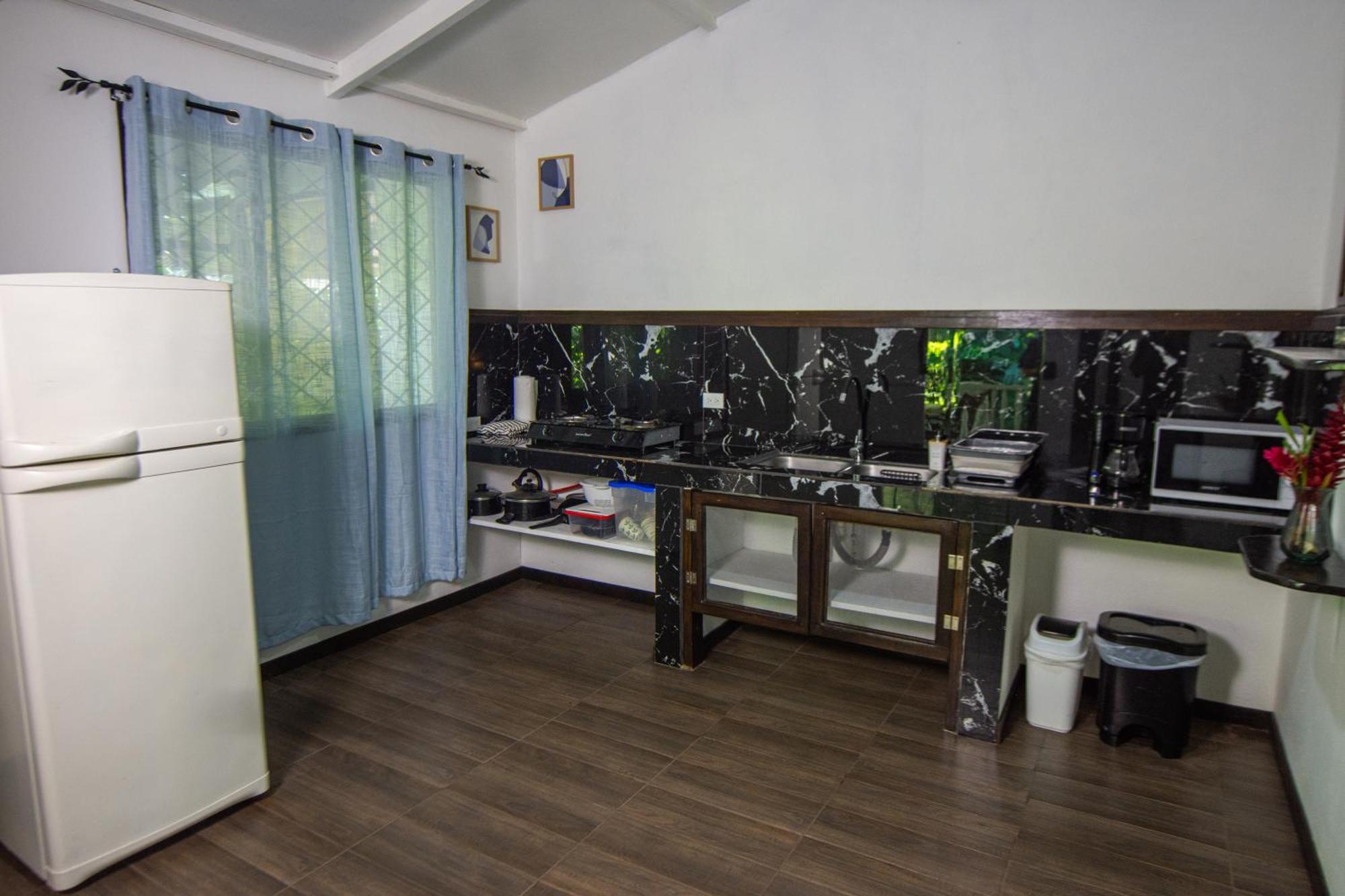 Playa Grande Lodge Cahuita Dış mekan fotoğraf
