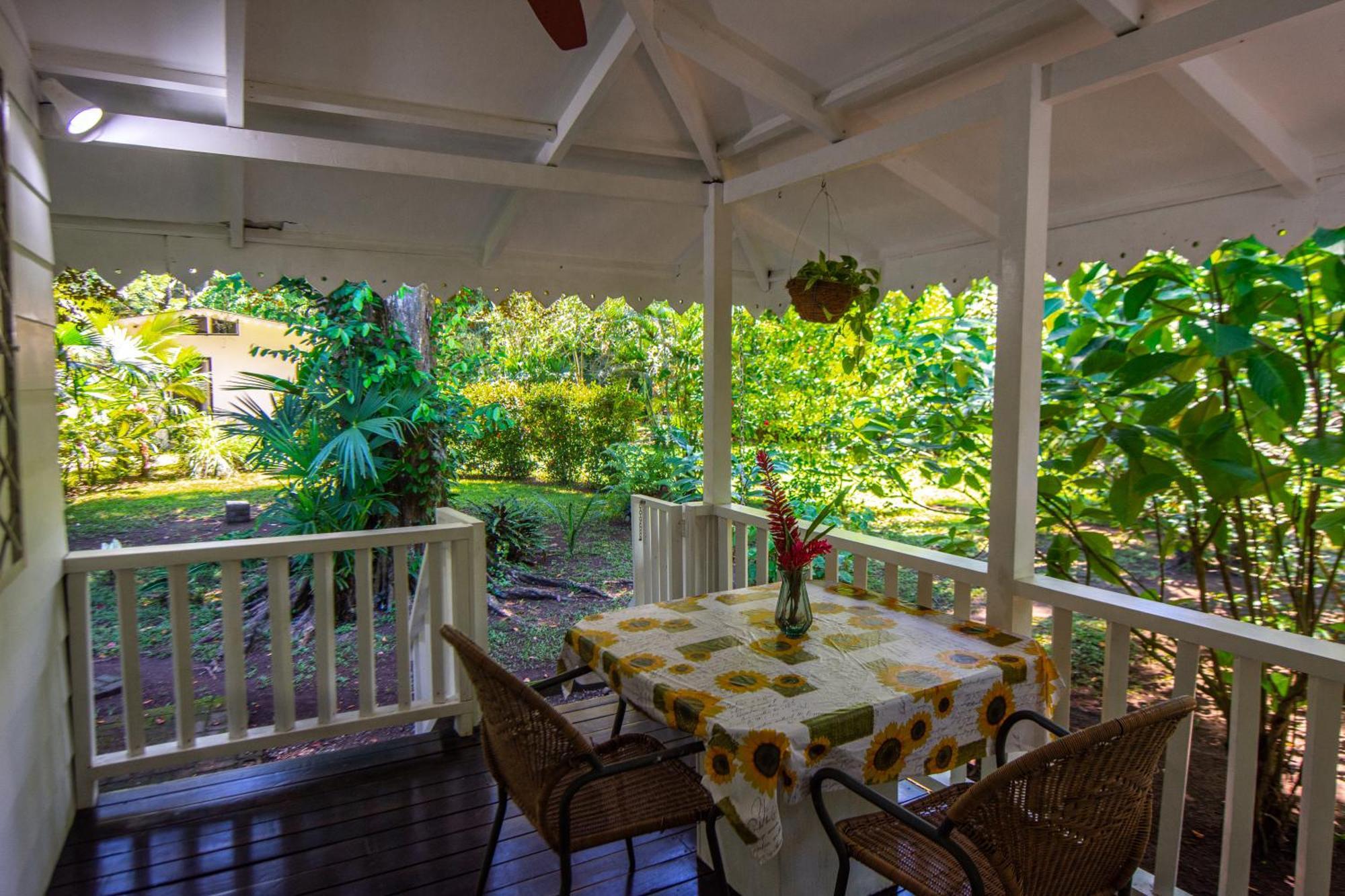 Playa Grande Lodge Cahuita Dış mekan fotoğraf